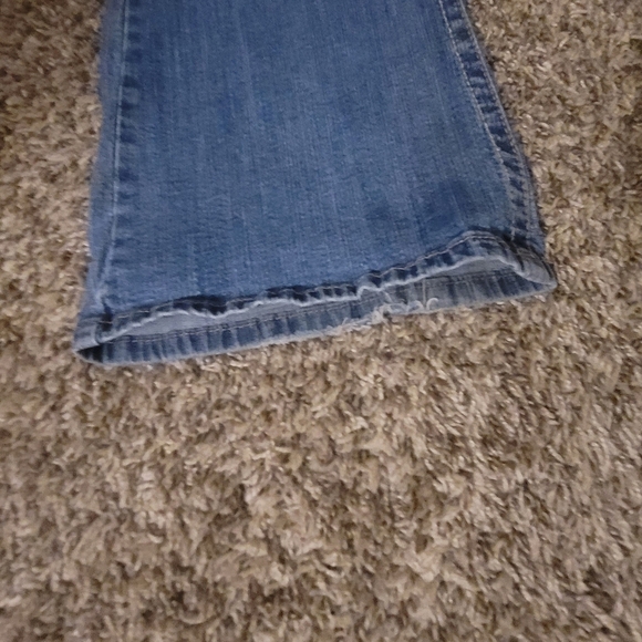 Rue 21 Faded Blue Jeans Flare Cut Size 9/10 - Picture 4 of 5